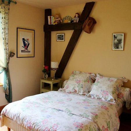 Bed and Breakfast Chez Claire Chamborand Екстер'єр фото