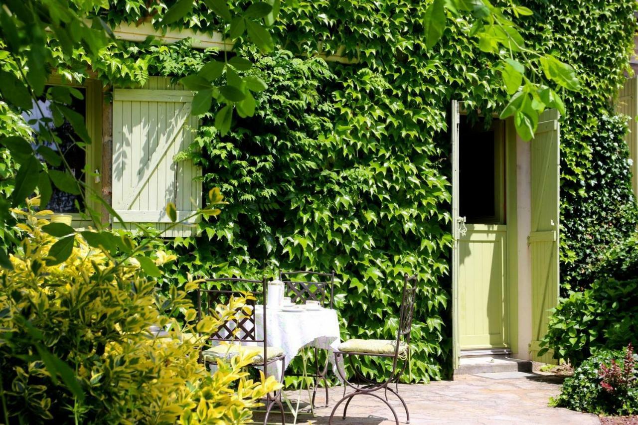Bed and Breakfast Chez Claire Chamborand Екстер'єр фото